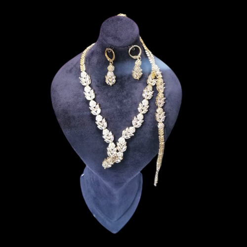 سرویس زنانه طرح طلا جواهری مارکیز