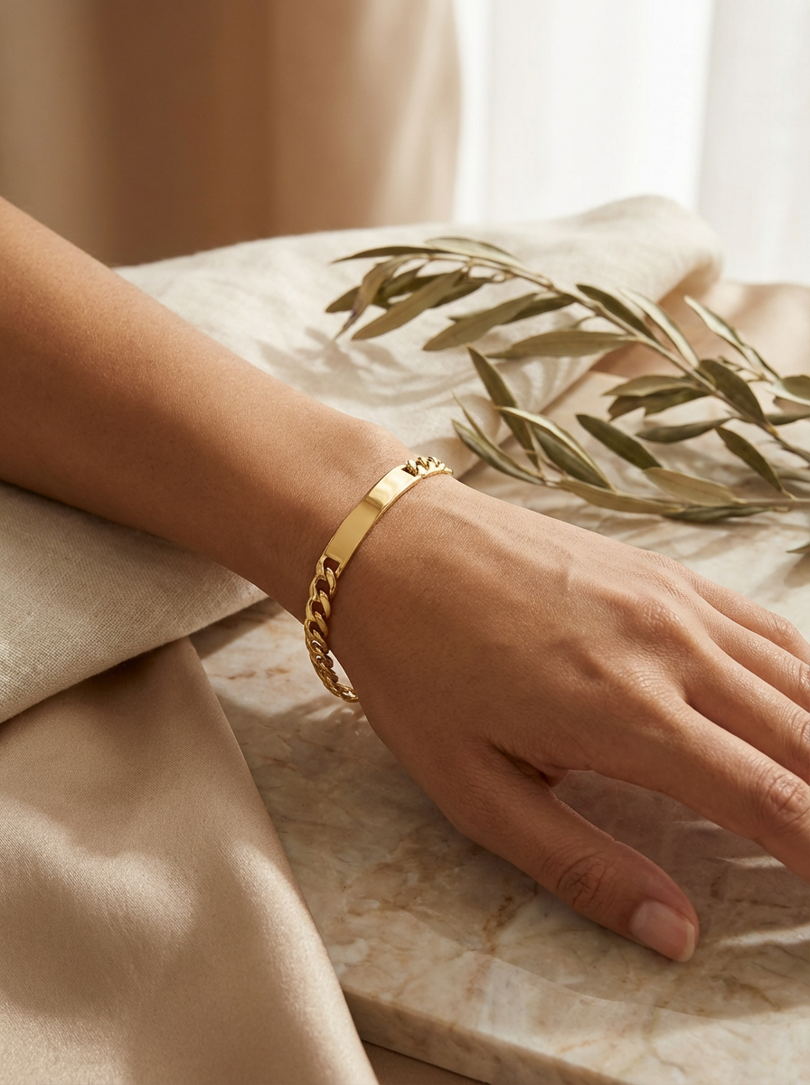 دستبند کارتیه پلاکی زنانه طرح طلا  از برند محبوب ژوپینگ